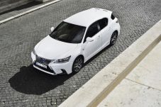 lexus-ct-200h-0005