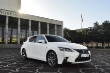 lexus-ct-200h-0008