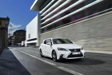 lexus-ct-200h-0013