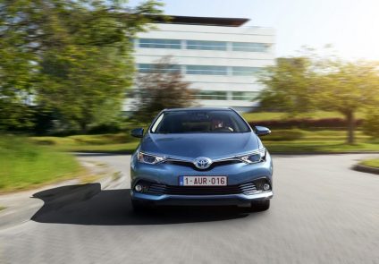 toyota-auris-hybride-0006