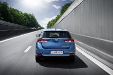 toyota-auris-hybride-0033
