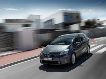 PRIUS_PLUS_DYN_01_DPL_2012