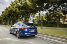 RENAULT MEGANE IV ESTATE E-TECH PLUG-IN (KFB PHEV)