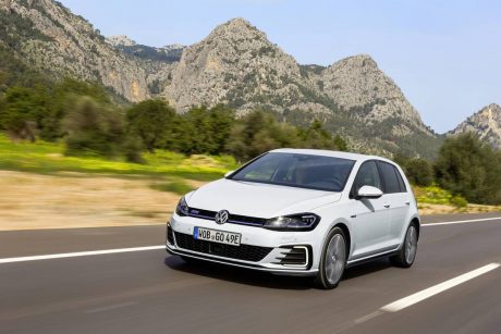 vw-golf-gte-2017-0001