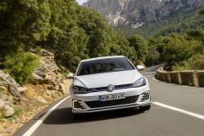 vw-golf-gte-2017-0002