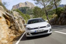 vw-golf-gte-2017-0007