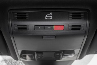 vw-golf-gte-2017-0022