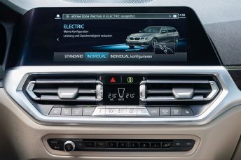 BMW Série 3 330e Berline 2019 09