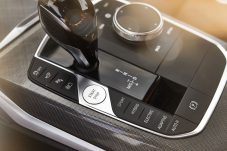 BMW Série 3 330e Berline 2019 10