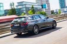 BMW Série 3 330e Touring 2020 05