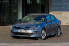 kia-optima-hybride-rechargeable-europe-0007