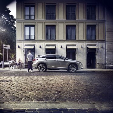 lexus-rx450h-0001