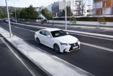 lexus-gs-300h-450h-0025