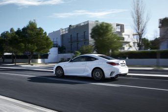 lexus-rc-300h-0011