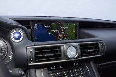 lexus-is-300h-2017-0020