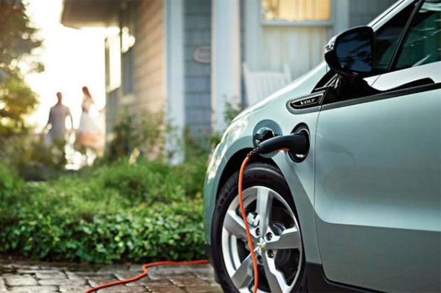 Différences entre voiture électrique, voiture hybride et voiture hydrogène