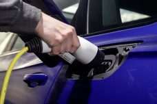 Volkswagen-Touareg-R-eHybrid-2020-13