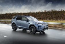 Land-Rover-Discovery-Sport-P300e-2020-03