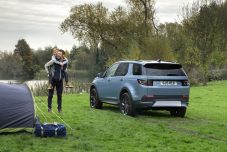 Land-Rover-Discovery-Sport-P300e-2020-05
