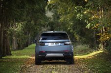 Land-Rover-Discovery-Sport-P300e-2020-08