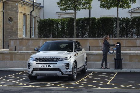 Range-Rover-Evoque-P300e-2020-01