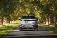 Range-Rover-Evoque-P300e-2020-07