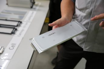 Usine batterie Hyundai Kona Mosnov / Photo : S. Benhammouda