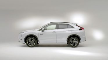 Mitsubishi Eclipse Cross PHEV 2021 04