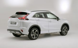 Mitsubishi Eclipse Cross PHEV 2021 05
