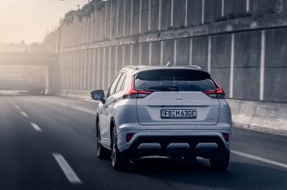 Mitsubishi Eclipse Cross PHEV 2021 06