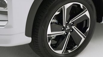 Mitsubishi Eclipse Cross PHEV 2021 08