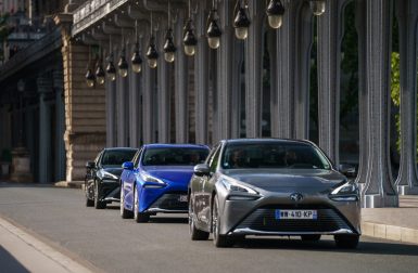 La future Toyota à hydrogène sera-t-elle deux fois moins chère ?