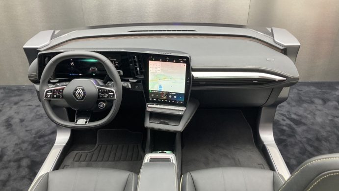 renault-megane-electrique-iaa-munich-0013