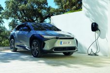 Toyota-bZ4X-Electrique-03