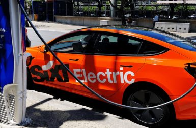 Voiture électrique : une nouvelle prime pour les loueurs courte durée