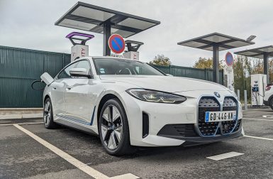 Supertests 2022 : quelles voitures électriques gagnent le plus d’autonomie en 30 minutes ?