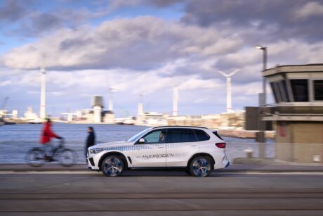 On Location BMW iX5 Hydrogen Antwerp