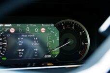 Comparo_RangeRoverEvoque_PHEV_Flexfuel (177)