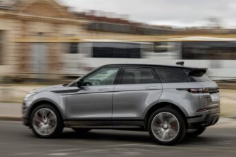 Comparo_RangeRoverEvoque_PHEV_Flexfuel (48)