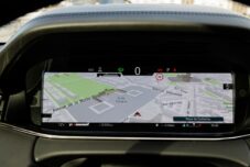 Comparo_RangeRoverEvoque_PHEV_Flexfuel (67)