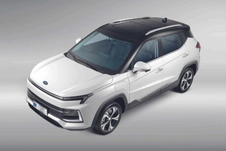 L'e-JS4 est commercialisé en Suisse à partir de 35 989 francs suisses