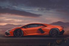 Lamborghini Revuelto 21