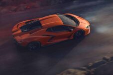 Lamborghini Revuelto 24