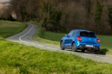 En version Sport, la Swift n'est disponible qu'en traction accompagnée d'une boîte mécanique à 5 rapports