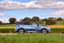 L'empattement de la Dolphin s'étend sur 2700 mm