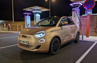 Essai – Fiat 500e 42 kWh : les temps de recharge et de voyage de notre Supertest