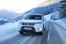 En version 4x2, le Vitara hybride réalise le 0 à 100 km/h en 12.7 secondes