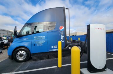 Camion électrique – Pepsi dévoile sa flotte de 21 Tesla Semi fortement subventionnée