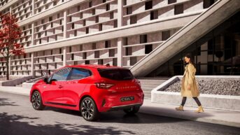 Mitsubishi Colt hybride 10