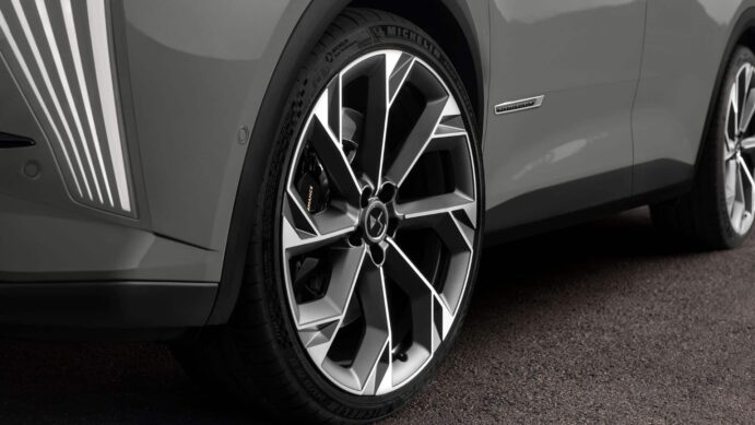 DS 7 e-tense SUV hybride rechargeable 3